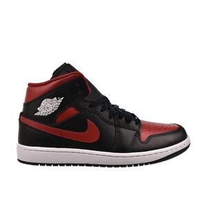 Jordan Men's Black and Red Sneakers